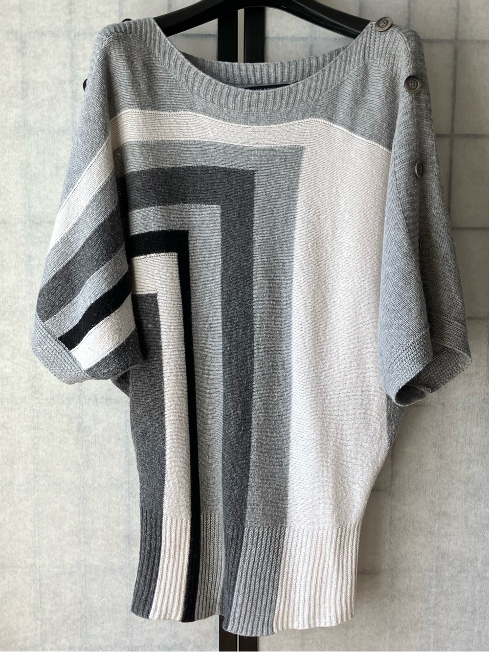 Vertigo Paris Cotton Lambswool Blend Grey White Knit Pullover Sweater